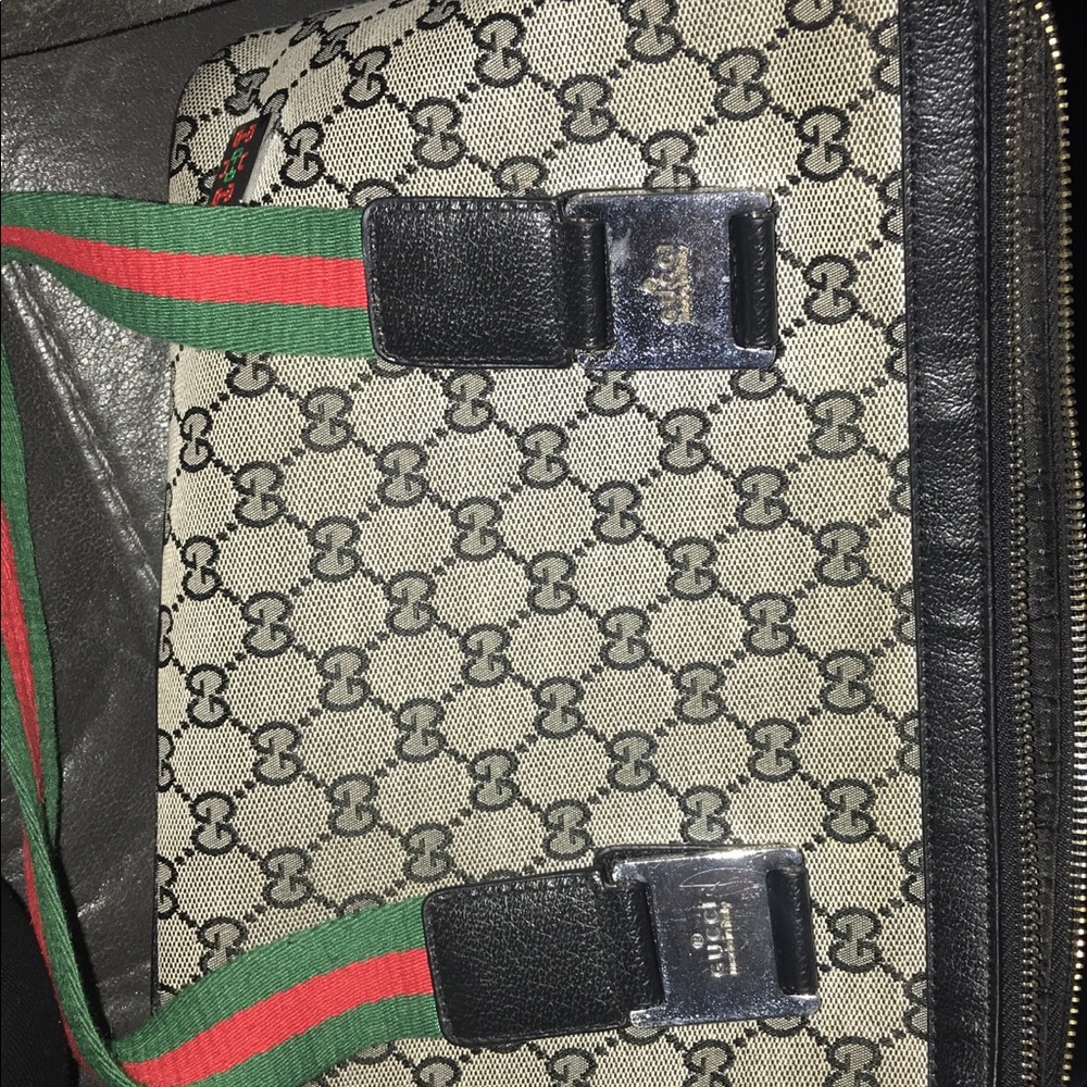 Gucci purse - Picture 2 of 4